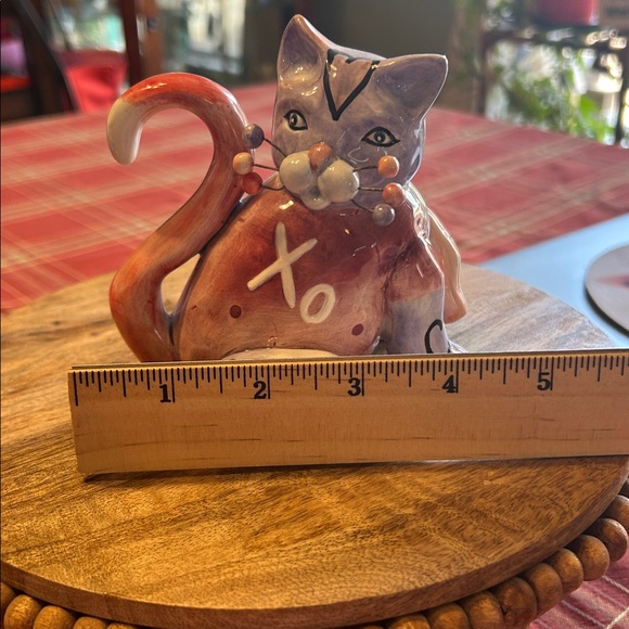 Vintage 2003 XO (Hugs and Kisses) FANCY Ceramic Kitty Cat Figurine Amy Lacombe - Picture 12 of 12